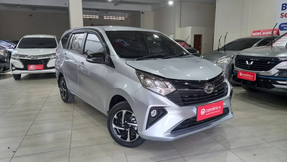 Daihatsu Sigra R 1.2 2023