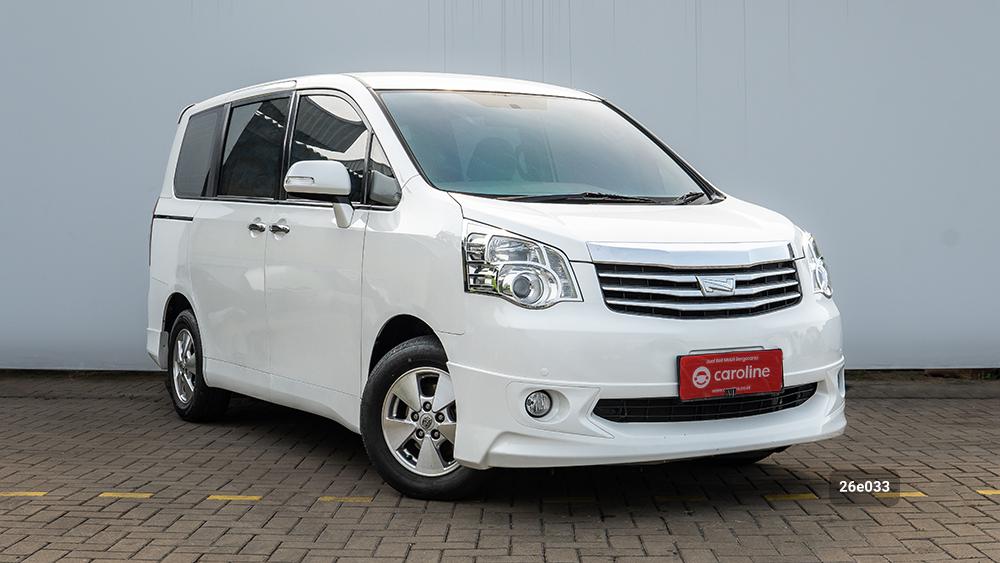 Toyota Nav1 V 2.0 2013