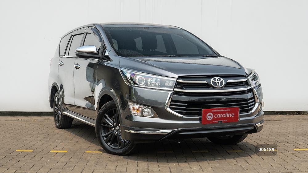 Toyota Innova Q VENTURER 2.4 2019