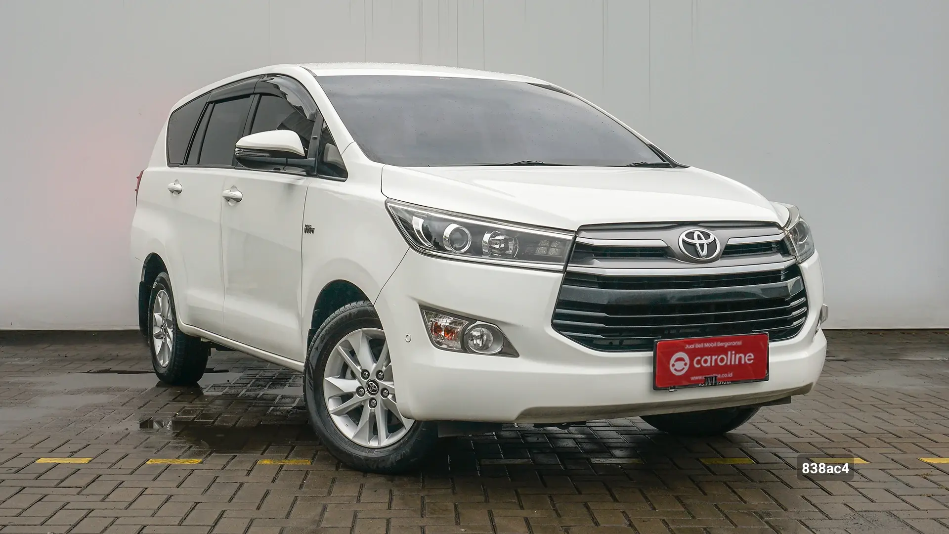 Toyota Innova V 2.0 2018